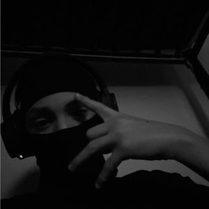 Meet your Posher, Ro